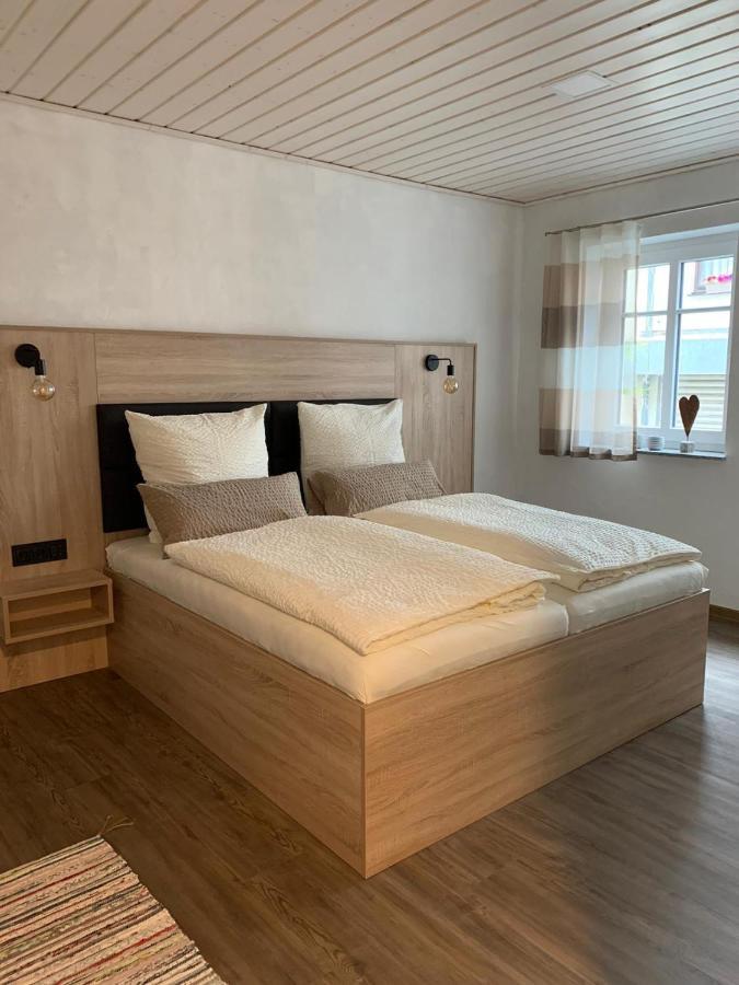 Bleibe In Der Brandgasse Bed & Breakfast Alken Ngoại thất bức ảnh