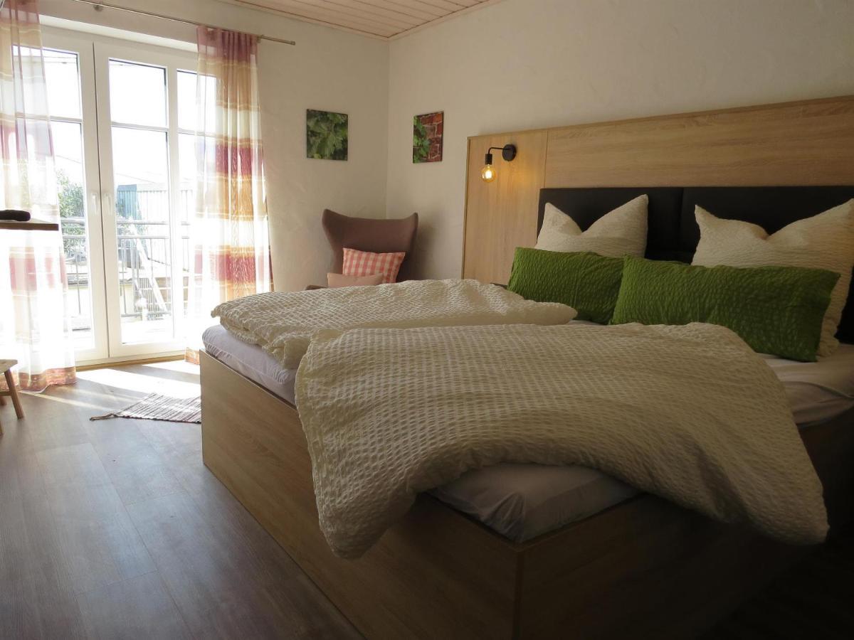 Bleibe In Der Brandgasse Bed & Breakfast Alken Ngoại thất bức ảnh
