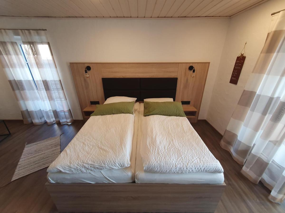 Bleibe In Der Brandgasse Bed & Breakfast Alken Ngoại thất bức ảnh